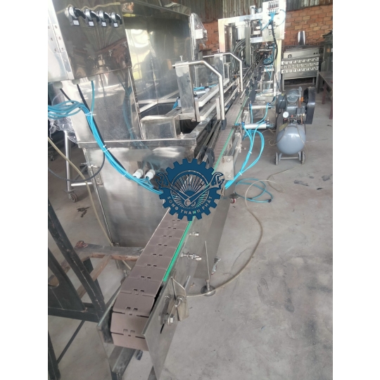 Băng chuyền cho máy chiết rót